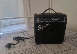 Amplificador Guitarra Squier SP-10