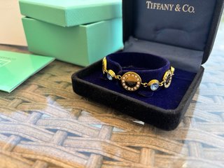 Pulsera Tiffany & Co. con piedras azules