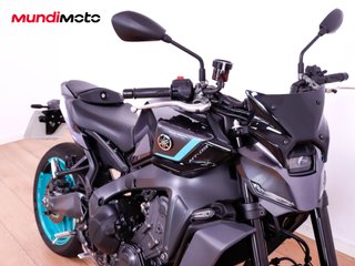 YAMAHA MT 09