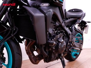 YAMAHA MT 09