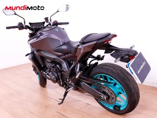 YAMAHA MT 09