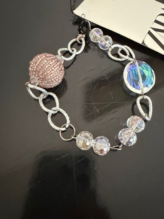 Bracciale Zara con perle rosa e cristalli