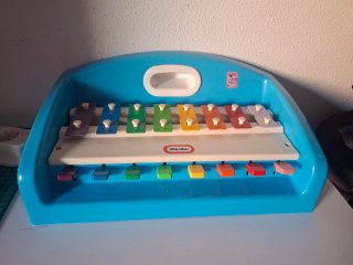 Xilófono Little Tikes para niños