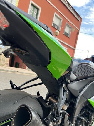 Kawasaki ZX10 r 2010