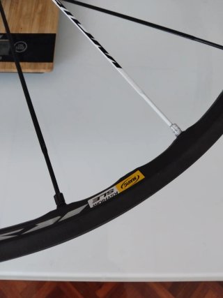Rueda delantera Mavic Ksyrium SLE Exalith 700c