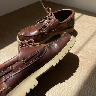 Zapatos de cuero marrones