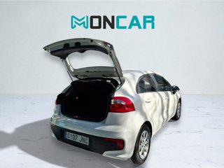 KIA Rio 1.1CRDI WGT CONCEPT