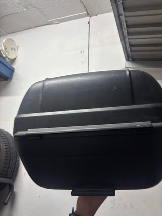 Baúl moto SHAD