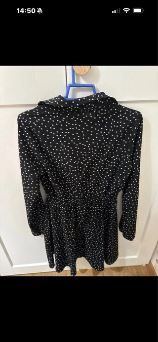 Vestido camisero negro de lunares