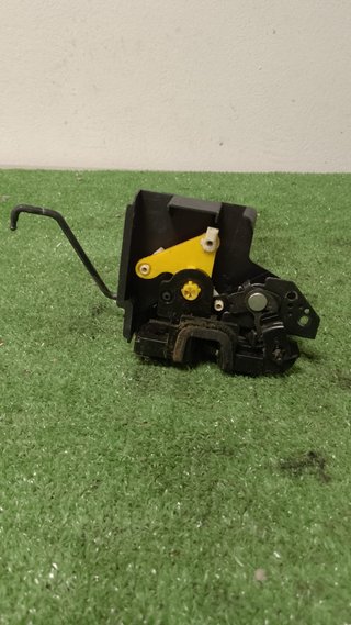 Cerradura Puerta Izq Kia Rio 07-11