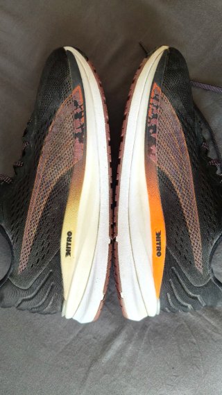 Zapatillas running Puma Nitro Magnify 42