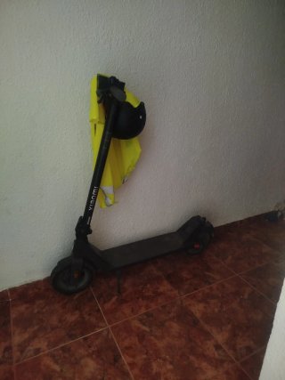 Patinete Eléctrico Negro