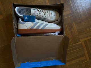 Adidas Spezial Blancas y Azules Nuevas
