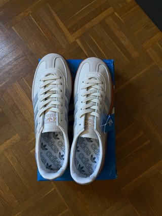 Adidas Spezial Blancas y Azules Nuevas