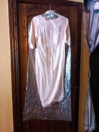Vestido premamá de fiesta embarazada