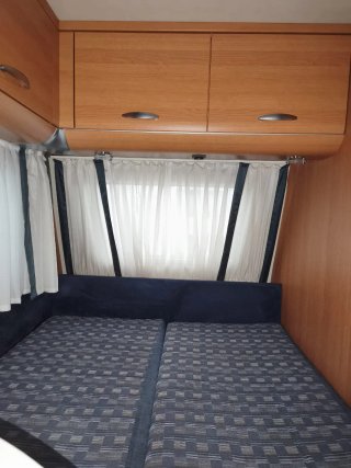 Caravana Knaus Sport FDK 500