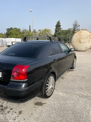 Toyota Avensis 2005