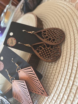 Pendientes boho madera tallada