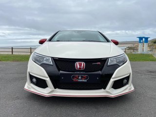 Honda Civic TYPE R GT White Edition