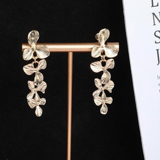 Pendientes florales de clip Dorados Sin agujero