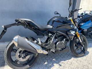 dasMoto vende BMW G310R con 19500 km (2022)