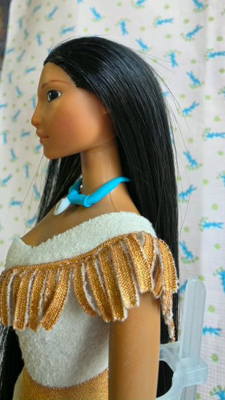 Barbie Pocahontas 1995