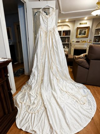 Vestido de Novia con Velo