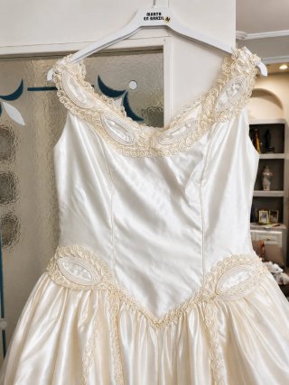 Vestido de Novia con Velo