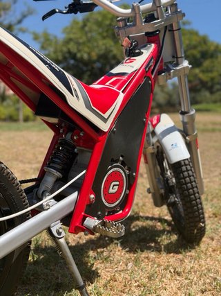 Moto Trial Eléctrica Gas Gas T12 Roja/Blanca