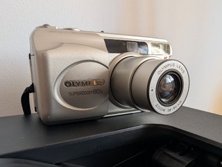 Olympus Superzoom 80G Cámara Analógica 35mm
