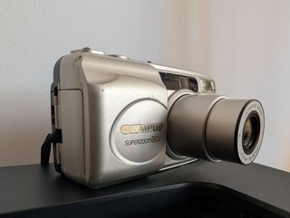 Olympus Superzoom 80G Cámara Analógica 35mm