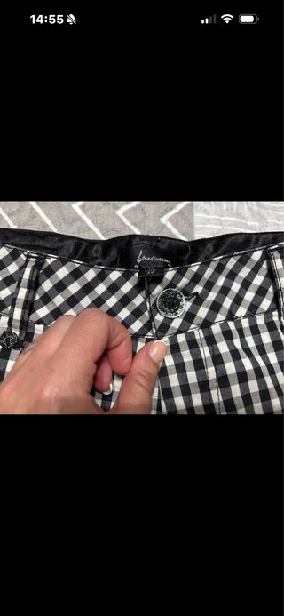 Pantalones cortos de cuadros blanco y negro