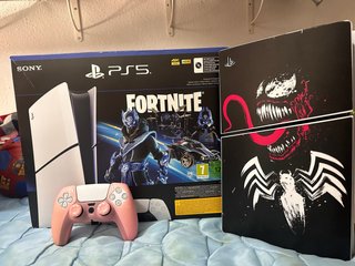 PS5 Digital 1TB + Controller Rosa