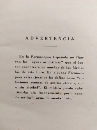 Libros de salud años 30. Guía y Formulario de Terapeútica + Fisiología e Higiene.