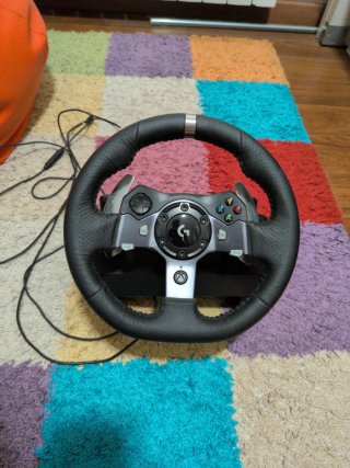 Volante Logitech G920 con Pedales