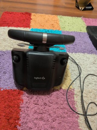 Volante Logitech G920 con Pedales