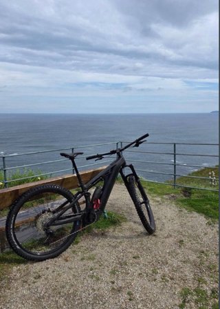 Cube Stereo Hybrid ONE44 HPC Race 800 -NUEVA 300km