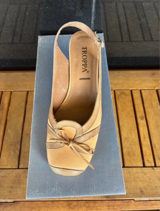 Zapatos TROPPA Talla 38 Beige/Marrón