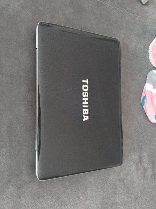 Portátil Toshiba Satellite A500-18Q