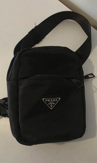 Bandolera Negra Estilo Prada
