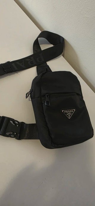 Bandolera Negra Estilo Prada