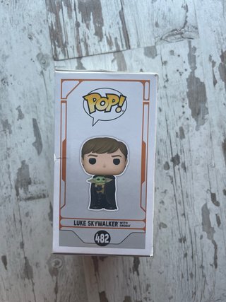 Funko Pop! Star Wars Luke Skywalker con Grogu 482