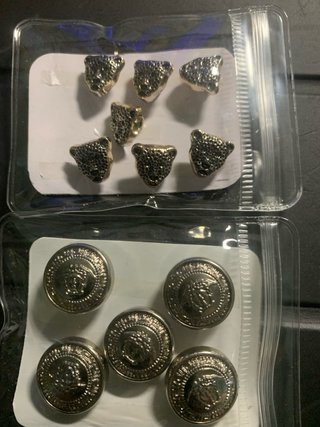 Lotto 50 bottoni speciali vintage misti