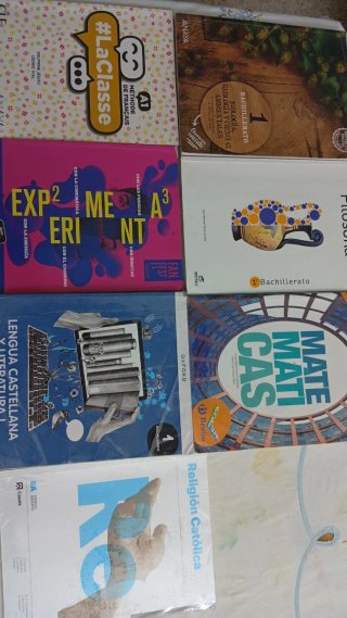 2 lotes de Libros 1° de bachillerato de ciencias