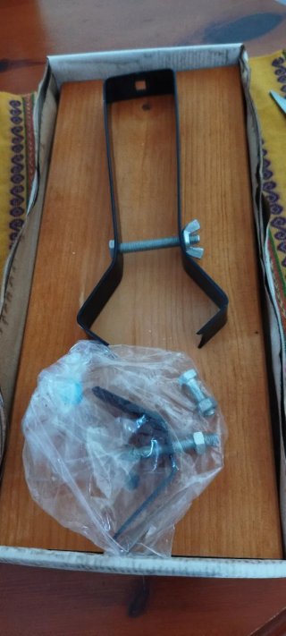 Jamonero de madera sin estrenar