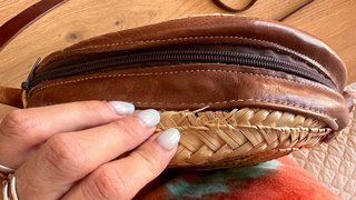 Bolso redondo piel y esparto