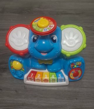 Elefantino musicale Clementoni