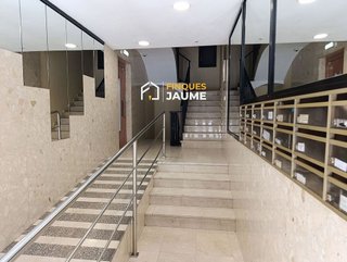 Piso en venta en Joc de la Bola - Camps d'Esports - Ciutat Jardí - Montcada en Lleida