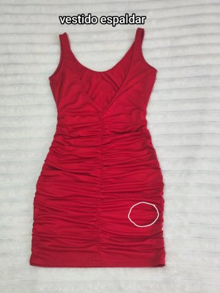 Vestido rojo ajustado fruncido talla S