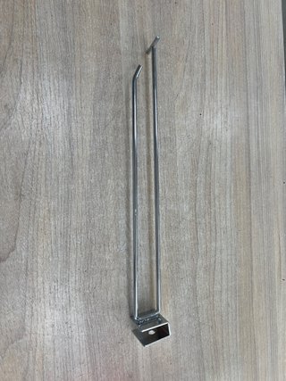 Gancho para estantería de metal